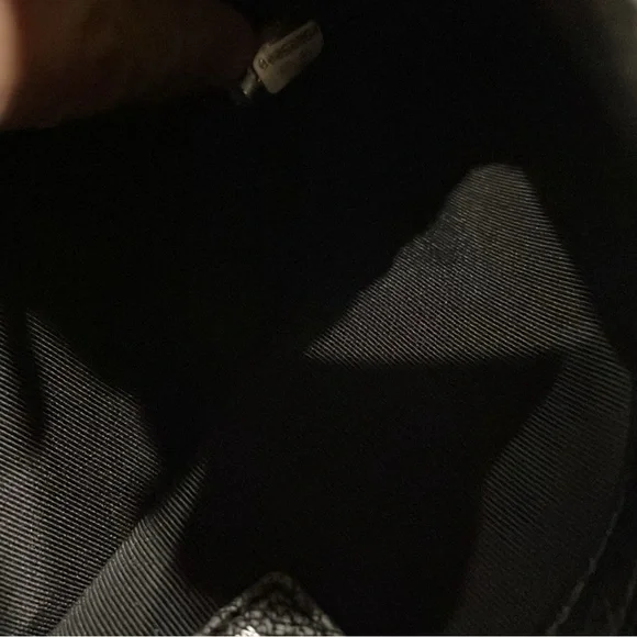 New CHANEL Ombre Gabrielle O-Case Clutch - Picture 7 of 9